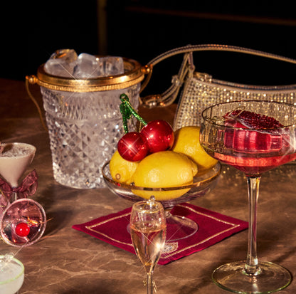 Ornamentglas, rotperlmuttfarben, kirschrot, H8cm