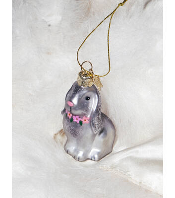 Glazen kerst decoratie grijs konijn met bloem ketting H8.5cm